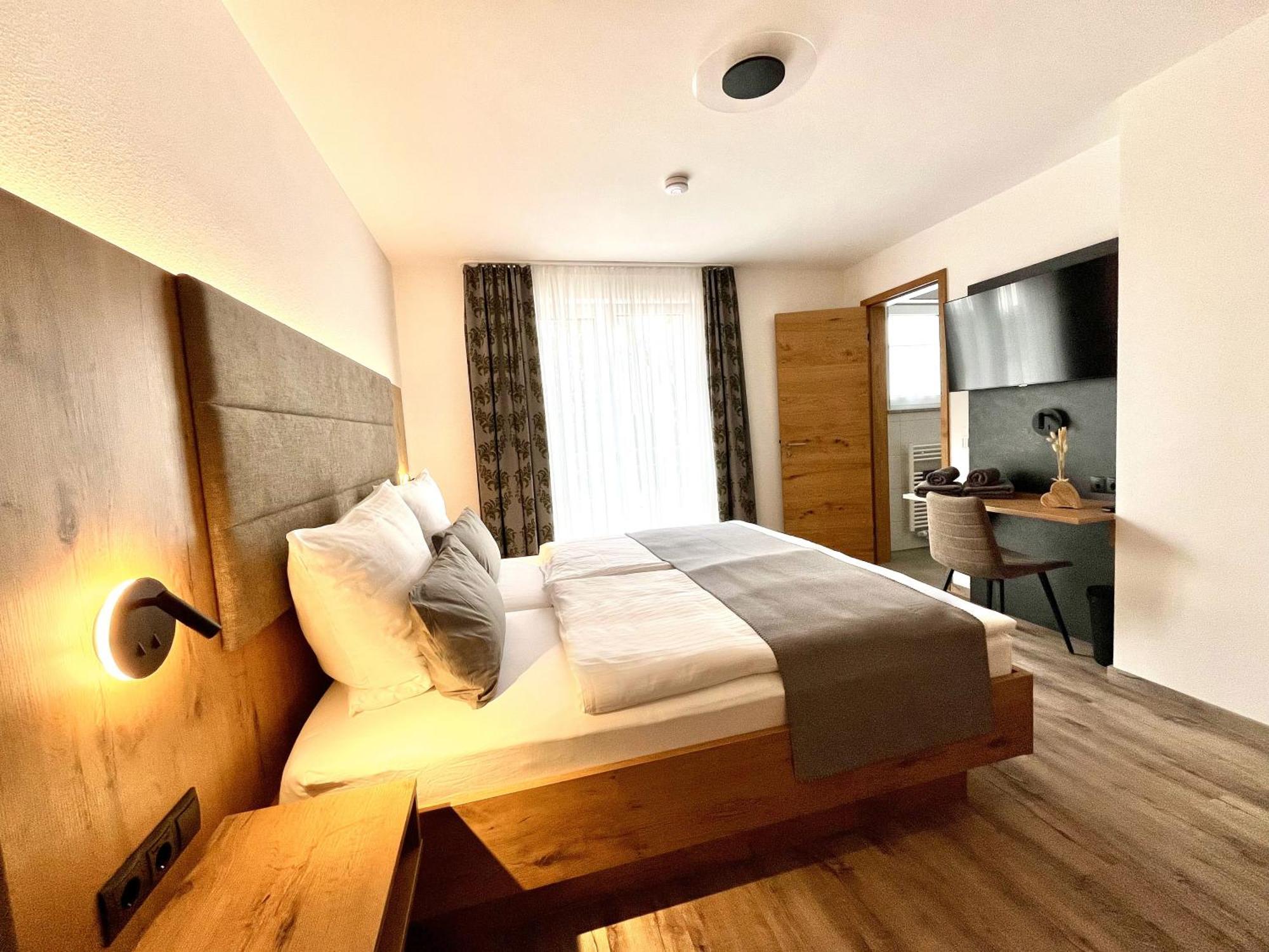 Gastwirtschaft & Hotel Doll Markt Indersdorf Chambre photo